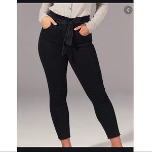 NWOT Ultra High Rise Paper Bag Skinny Ankle Jean